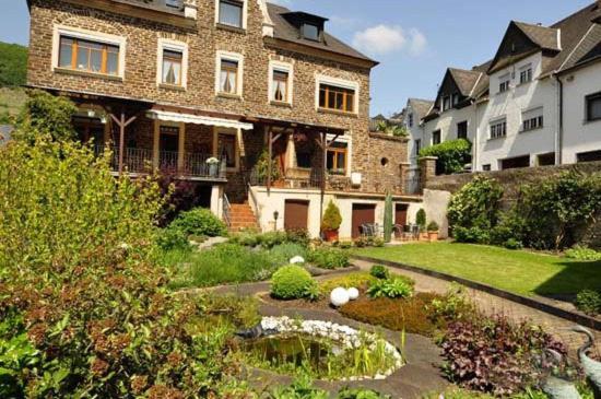 Hotel Altes Weingut An Der Vogtei Senheim Exterior foto