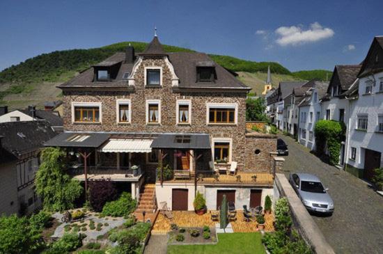 Hotel Altes Weingut An Der Vogtei Senheim Exterior foto